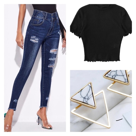 Last Pair! Distressed Woman’s High Waisted Jeans - Picture 4 of 5